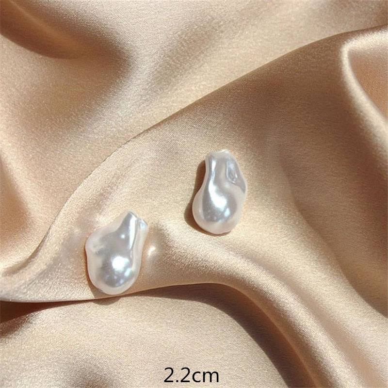 Handcrafted Pearl Earrings