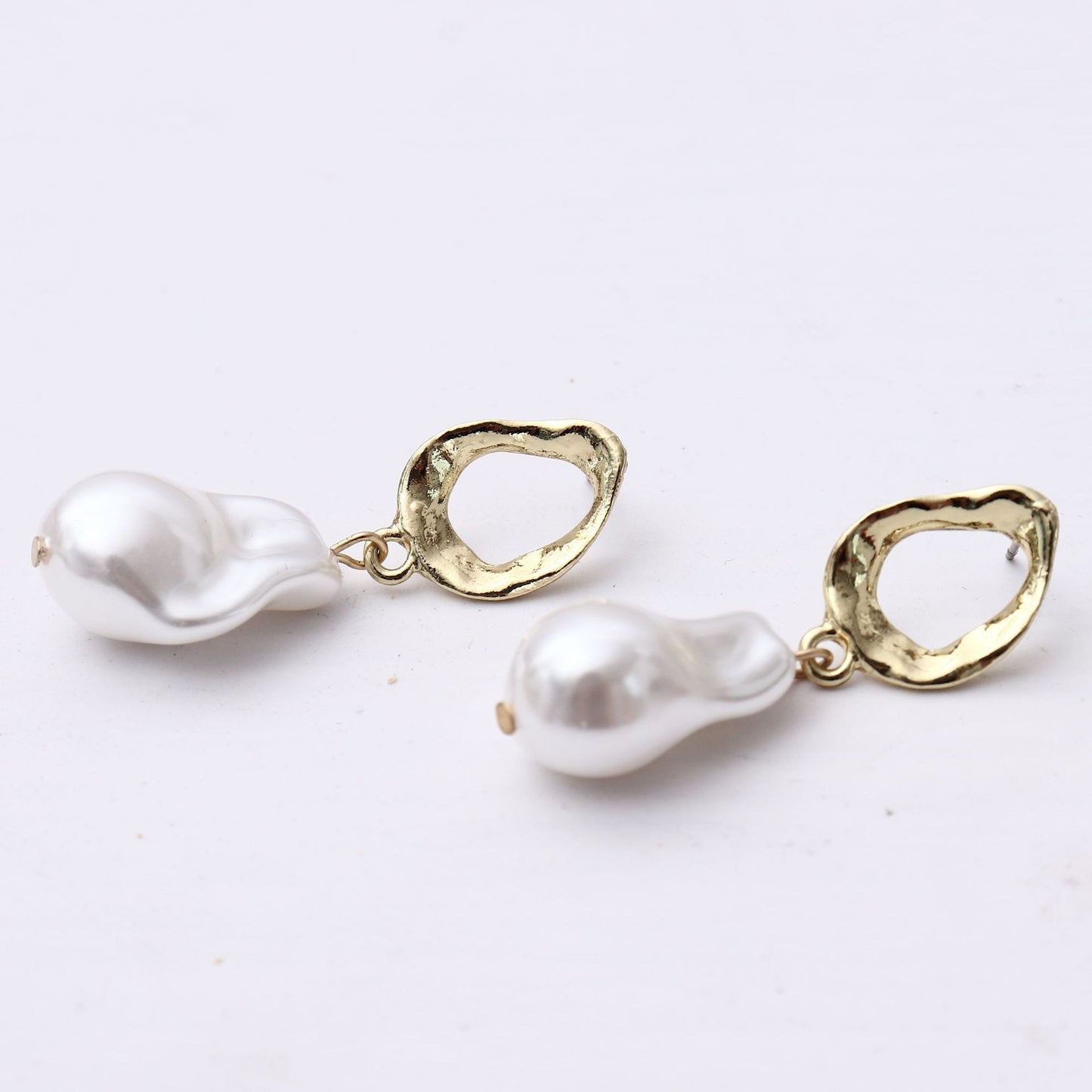 Handcrafted Pearl Earrings