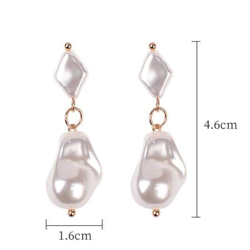 Handcrafted Pearl Earrings