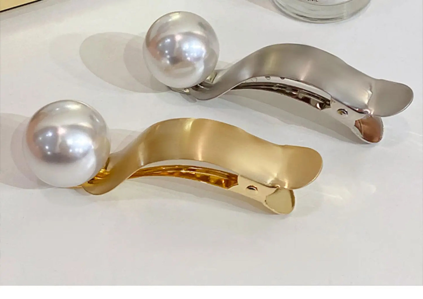 Pearl Hair Barrette
