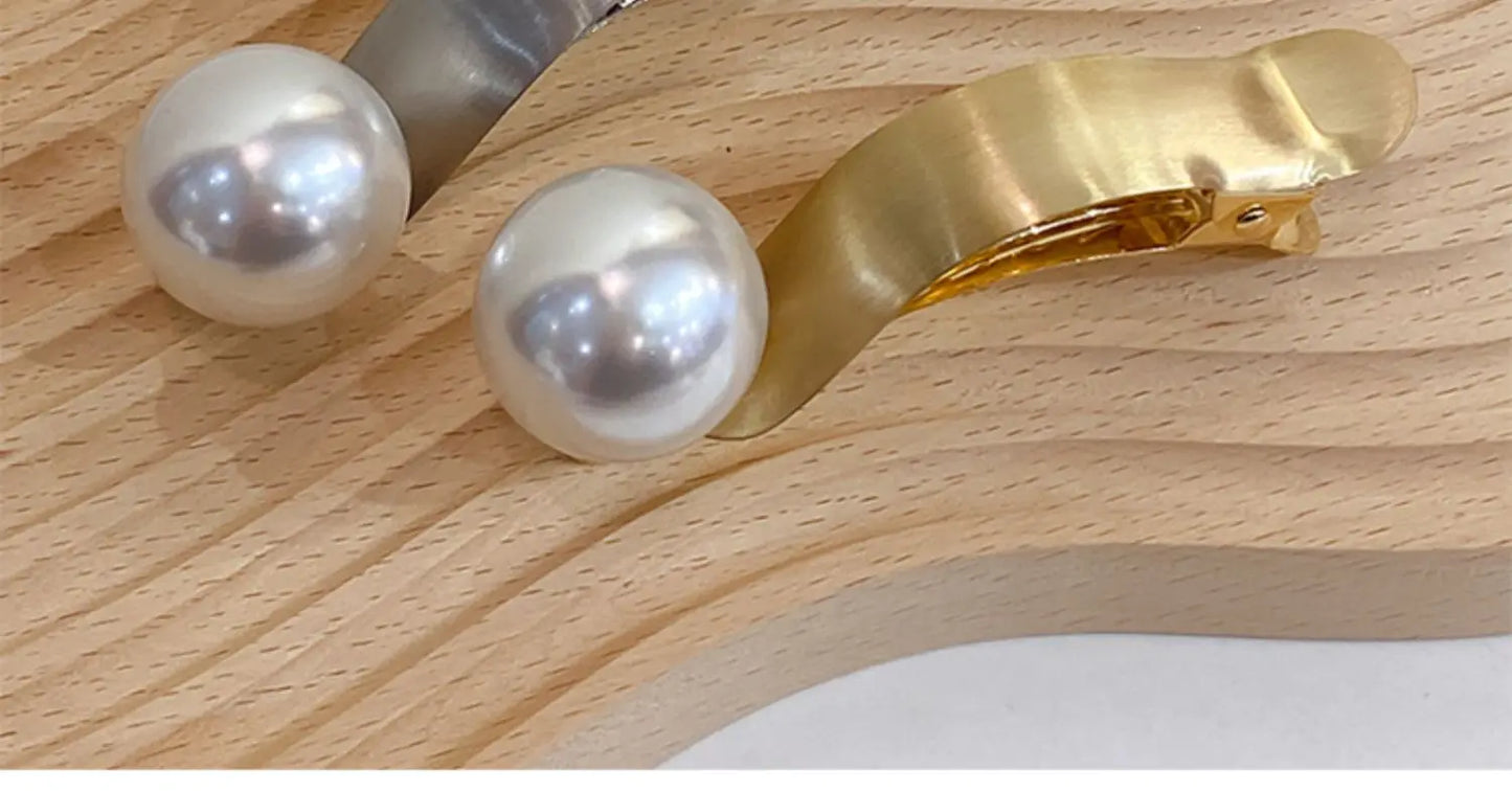 Pearl Hair Barrette