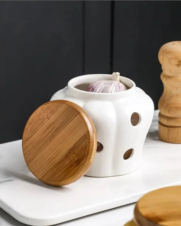 Hollow Openwork Ceramic Garlic Storage Jar