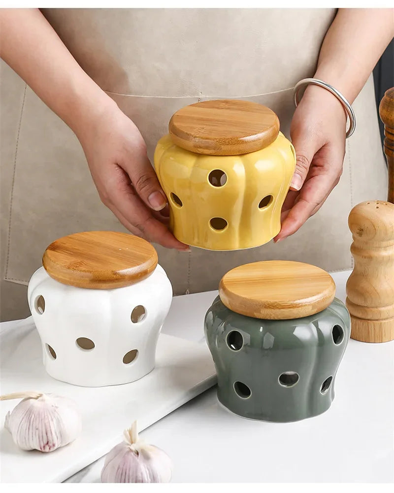 Hollow Openwork Ceramic Garlic Storage Jar