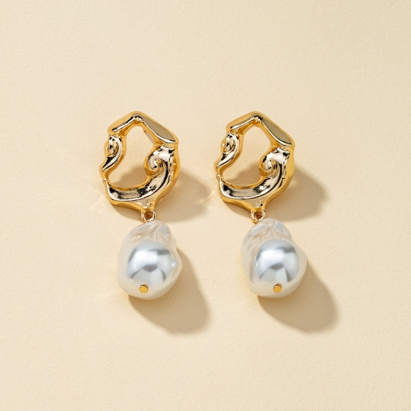 Handcrafted Pearl Earrings
